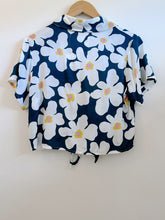 Aloha Button Crop - Puakala Navy