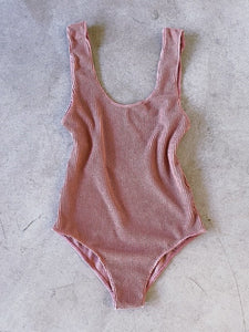MELE ONEPIECE - Crinkle Rose